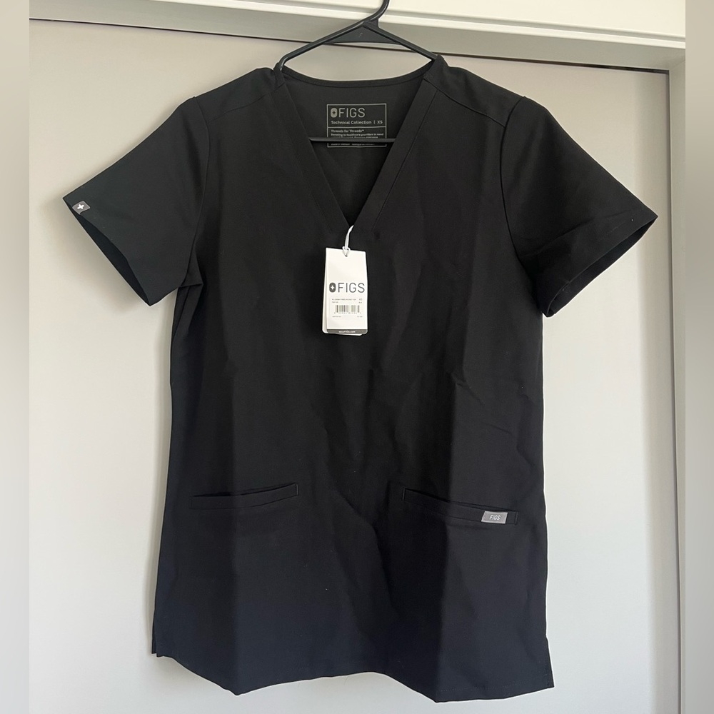 NWT Figs scrub top XS